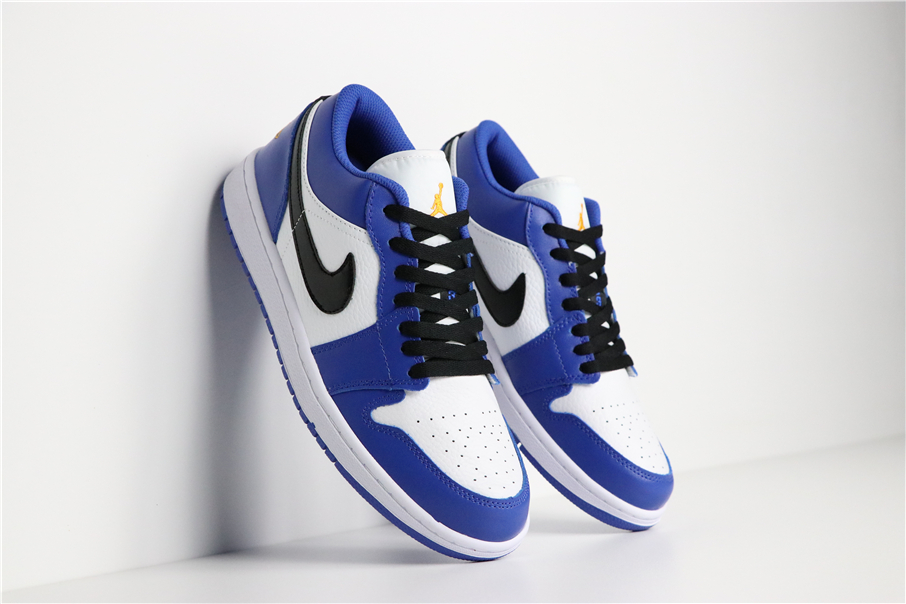 air jordan 1 hyper royal low