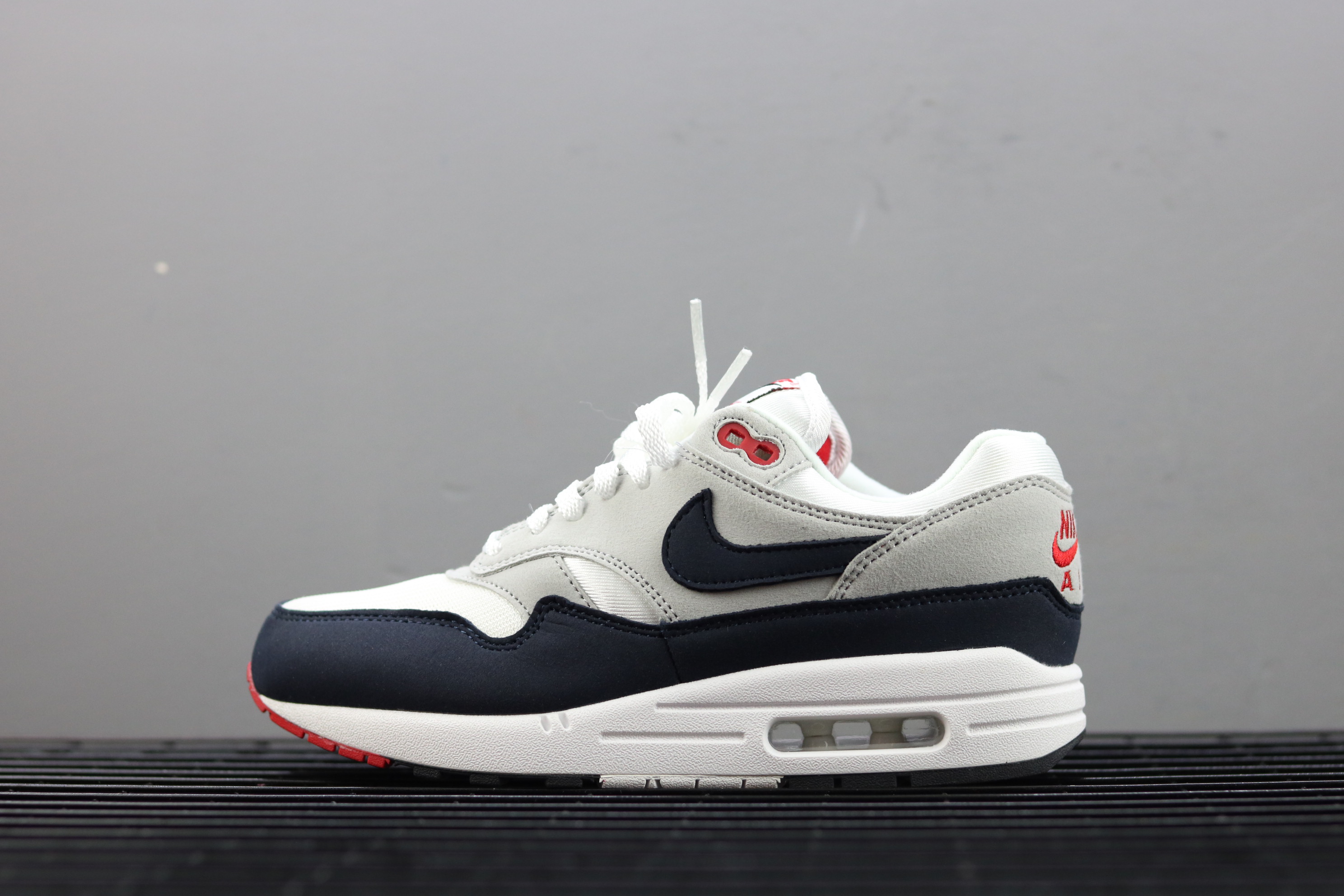 Nike Air Max 1 Anniversary Running Sneakers 908375-104 – Men Air Shoes