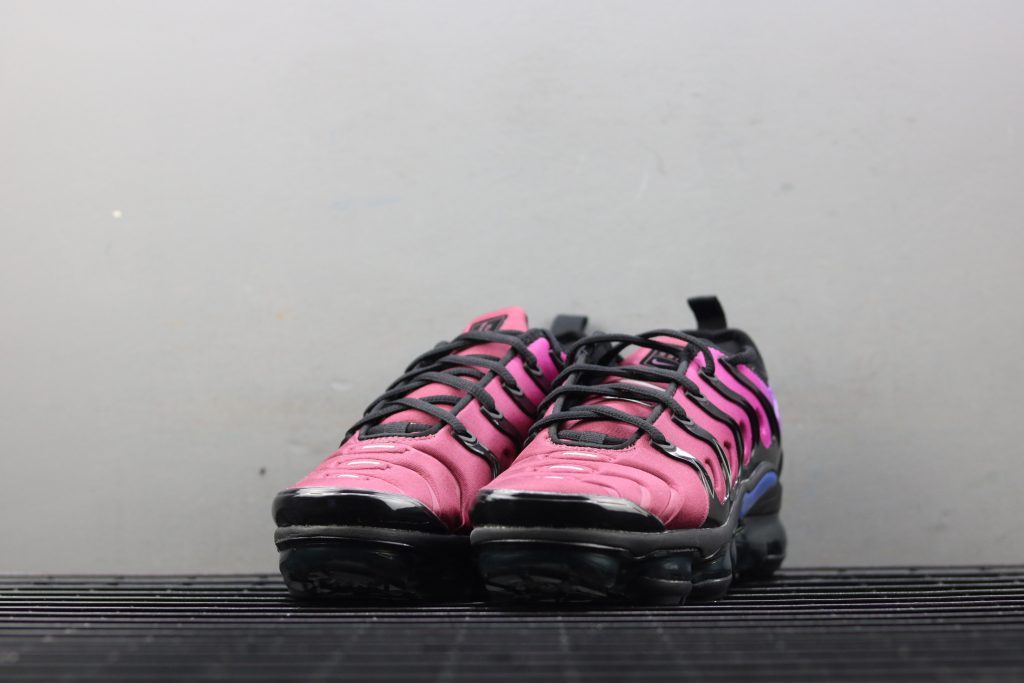 air max vapormax plus purple sky