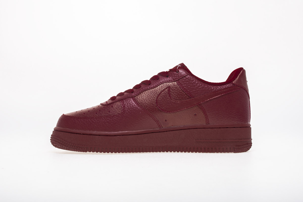 Nike Air Force 1 07 Leather Sneakers 