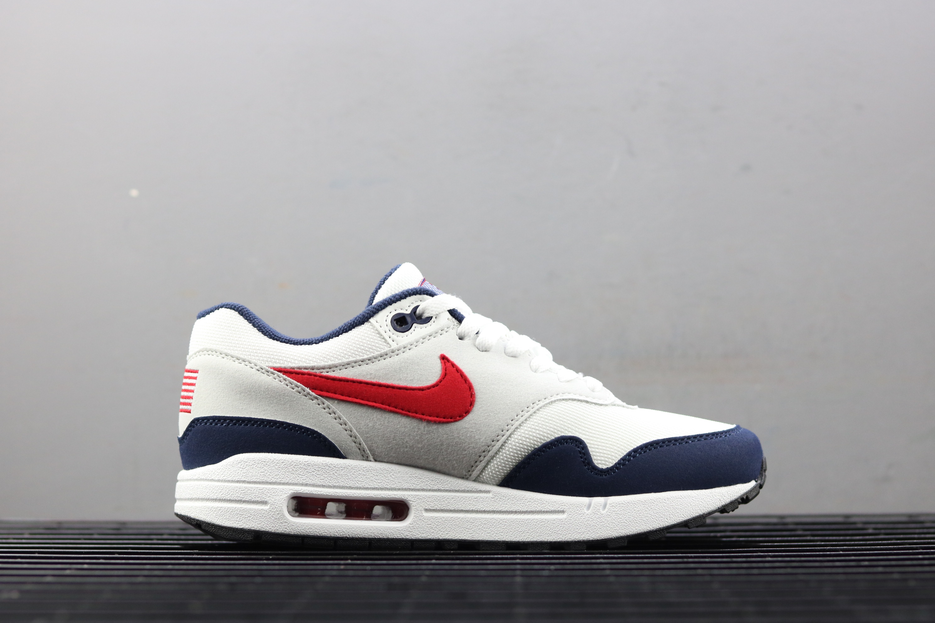 air max original white