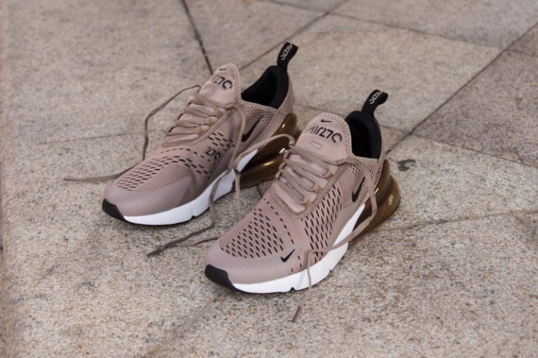 270 nike brown