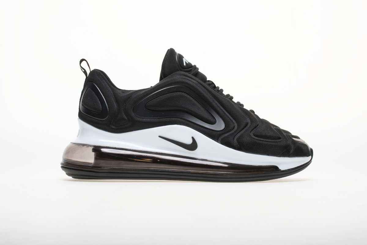 nike air max 720 black and white