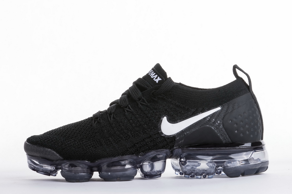 men all black vapor max