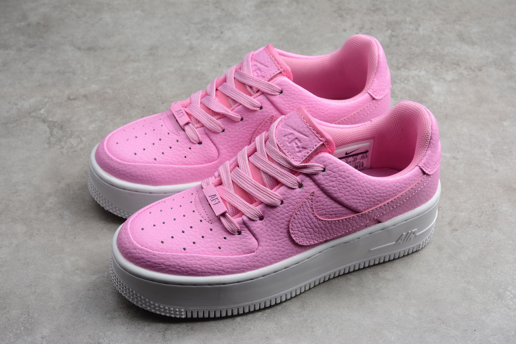 nike sage pink