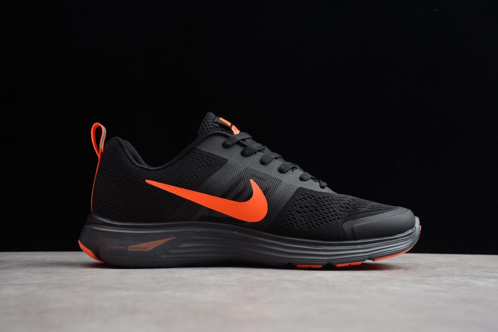 nike 893796 010