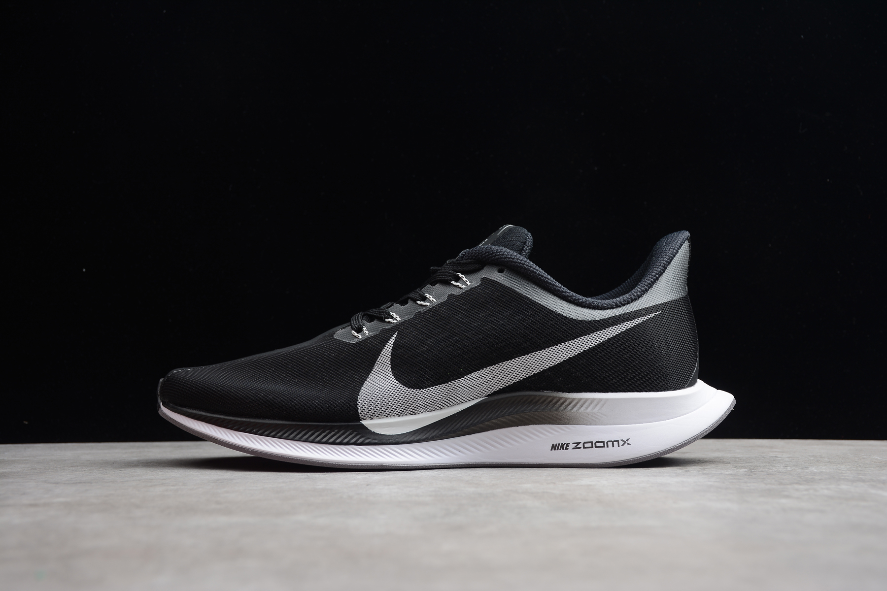 nike zoom 35 black