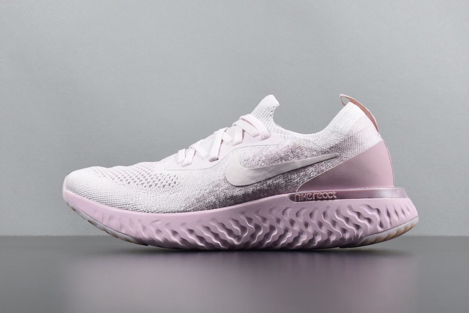 nike react flyknit pink