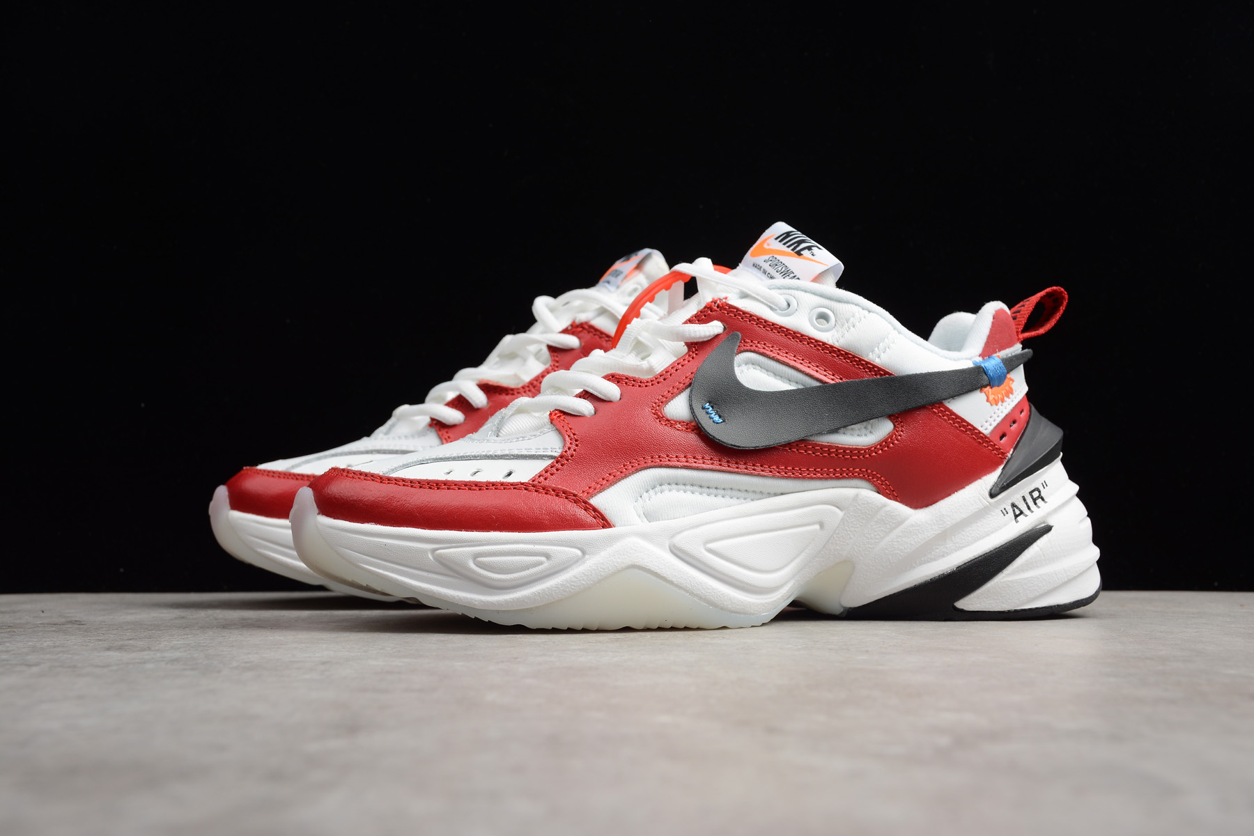 nike tekno red