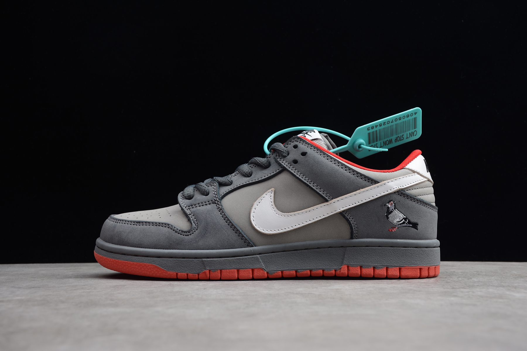 nike sb dunk pigeon grey