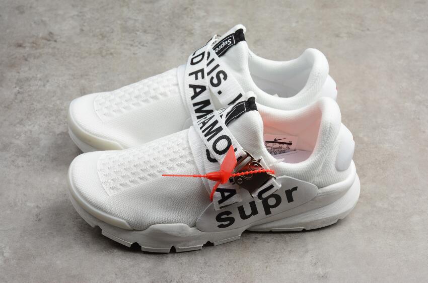 nike sock dart x supreme