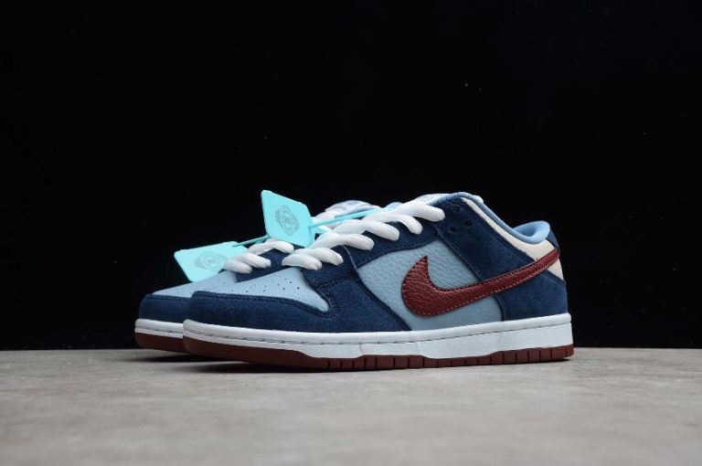 nike dunk white navy
