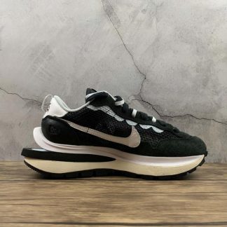 Hot Nike Vaporwaffle Sacal CV1363-100 Black Summit White Shoes – Men ...