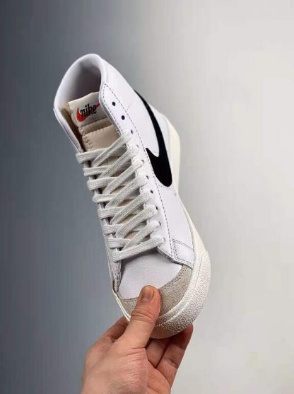 BQ6806-100 Free Shipping Nike Blazer Mid 77 VNTG White Black – Men Air ...